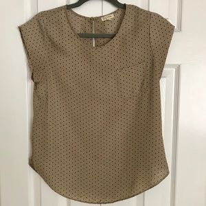 Polka dot blouse navy & beige